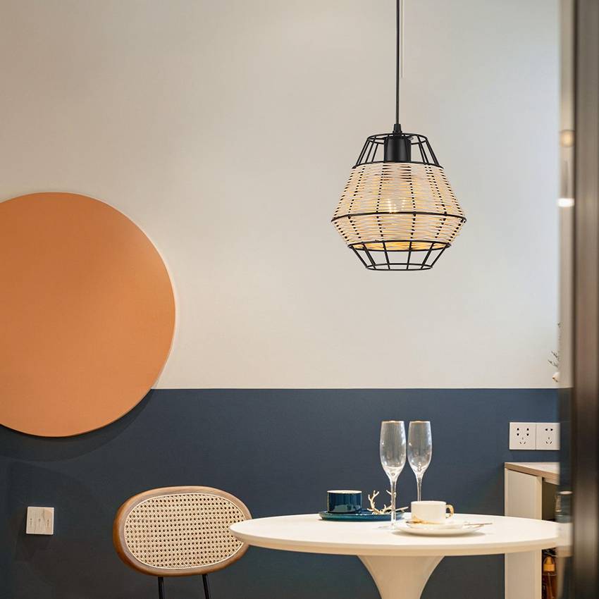 stylish metal frame pendant lamp